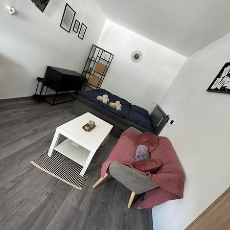 Hobiti Apartman - Sam Rathschlag Esterno foto