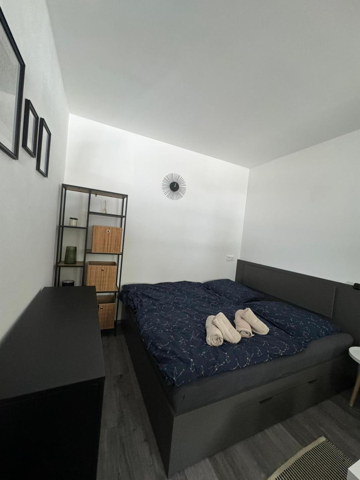 Hobiti Apartman - Sam Rathschlag Esterno foto