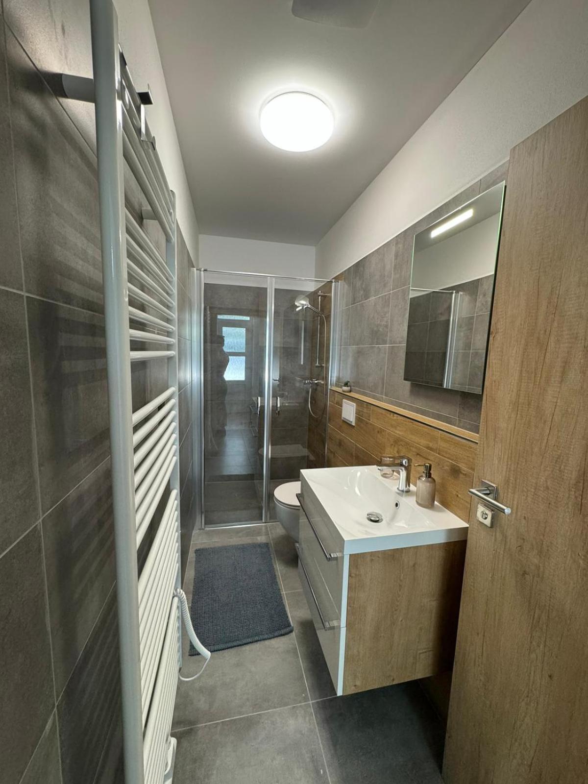 Hobiti Apartman - Sam Rathschlag Esterno foto